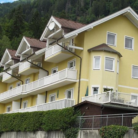 Gemuetliche Ferienwohnung อันเนนไฮม์ ภายนอก รูปภาพ