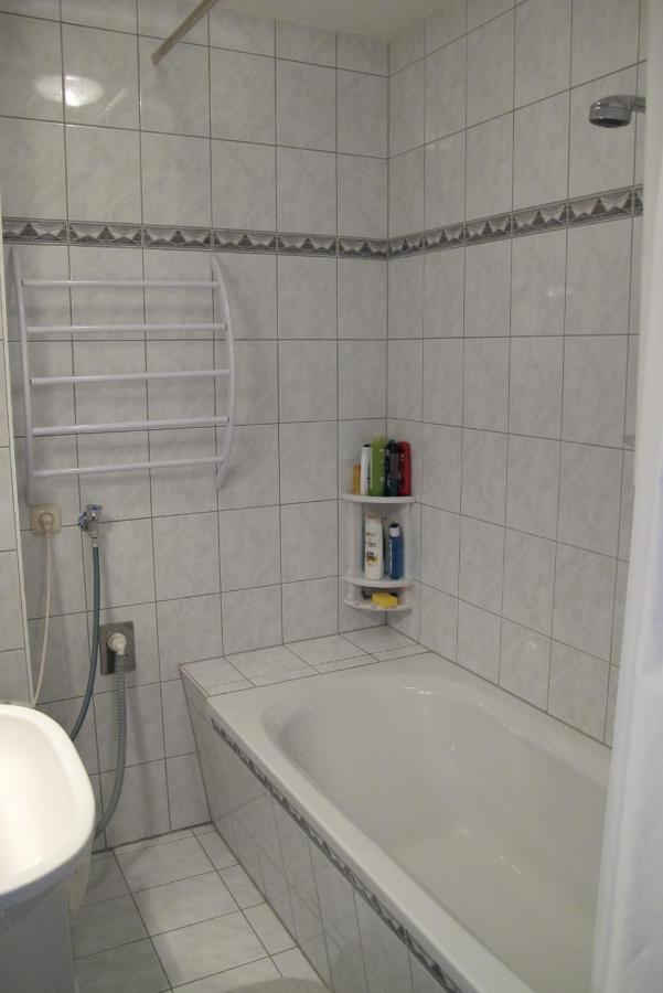 Gemuetliche Ferienwohnung อันเนนไฮม์ ภายนอก รูปภาพ