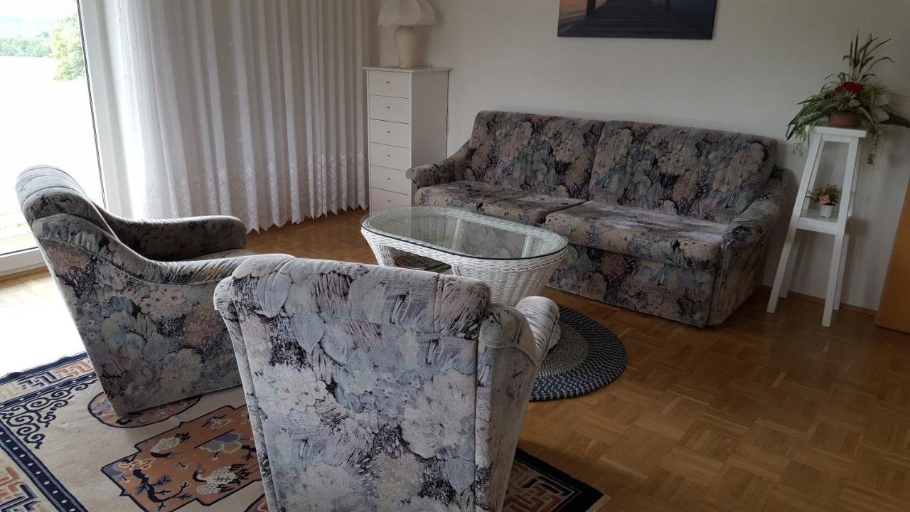 Gemuetliche Ferienwohnung อันเนนไฮม์ ภายนอก รูปภาพ