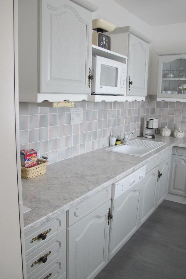 Gemuetliche Ferienwohnung อันเนนไฮม์ ภายนอก รูปภาพ